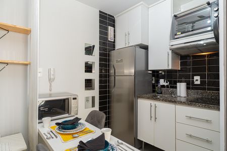 Studio à venda com 28m², 1 quarto e 1 vaga Studio à venda com 28m², 1 quarto e 1 vagaStudio