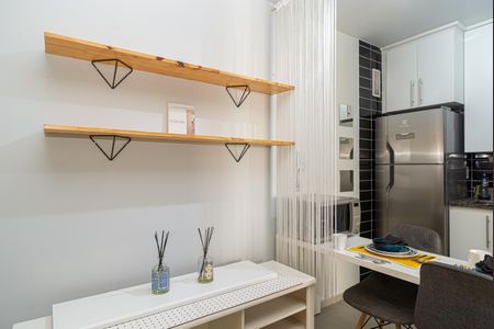 Studio à venda com 28m², 1 quarto e 1 vaga Studio à venda com 28m², 1 quarto e 1 vagaStudio