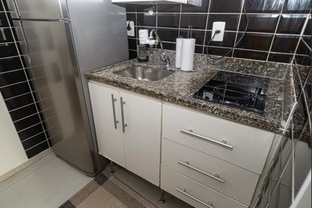 Studio à venda com 28m², 1 quarto e 1 vaga Studio à venda com 28m², 1 quarto e 1 vagaStudio