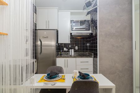 Studio à venda com 28m², 1 quarto e 1 vaga Studio à venda com 28m², 1 quarto e 1 vagaStudio