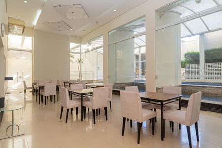 Studio à venda com 28m², 1 quarto e 1 vaga Studio à venda com 28m², 1 quarto e 1 vagaÁrea comum - Salão de Festas