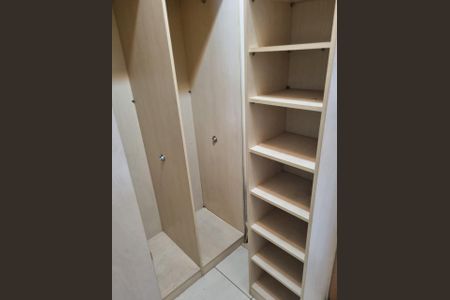 Casa à venda com 185m², 5 quartos e 2 vagas Casa à venda com 185m², 5 quartos e 2 vagasFoto 37