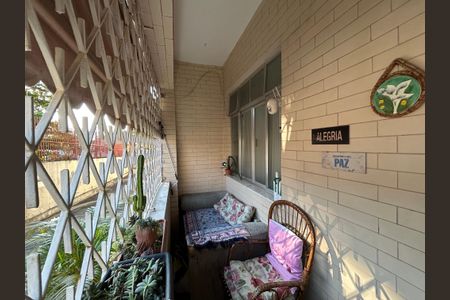 Apartamento para alugar com 70m², 2 quartos e sem vagaVaranda