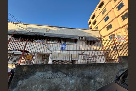 Apartamento para alugar com 70m², 2 quartos e sem vagaFachada