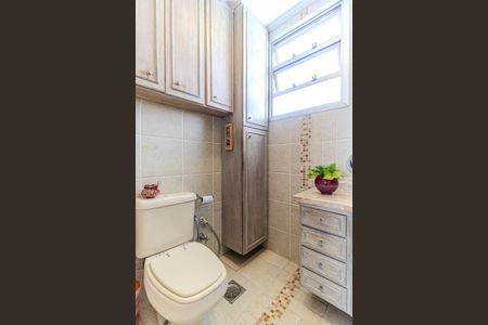 Apartamento à venda com 184m², 3 quartos e 1 vagaBanheiro da Suíte