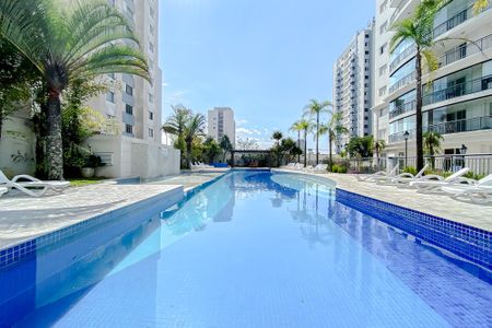Apartamento à venda com 62m², 2 quartos e 1 vagaÁrea comum - Piscina