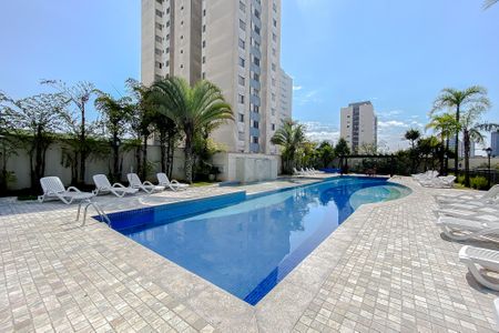 Apartamento à venda com 62m², 2 quartos e 1 vagaÁrea comum - Piscina