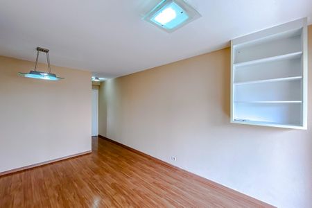 Apartamento à venda com 62m², 2 quartos e 1 vagaSala
