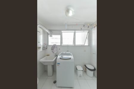 Apartamento à venda com 82m², 3 quartos e 1 vagaÁrea de Serviço