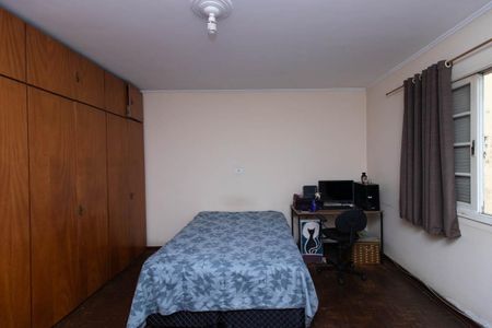 Casa à venda com 176m², 3 quartos e 2 vagasSuíte