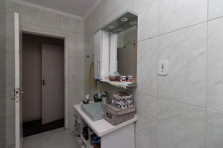 Casa à venda com 176m², 3 quartos e 2 vagasBanheiro da Suíte