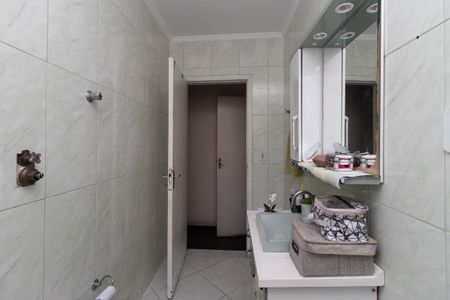 Casa à venda com 176m², 3 quartos e 2 vagasBanheiro da Suíte