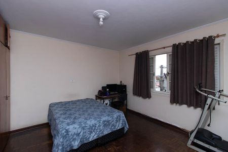 Casa à venda com 176m², 3 quartos e 2 vagasSuíte