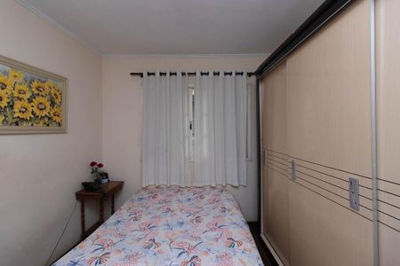 Casa à venda com 176m², 3 quartos e 2 vagasQuarto 2