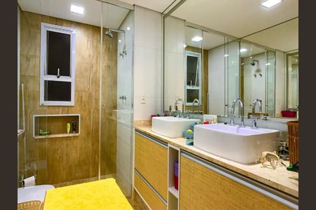 Apartamento à venda com 238m², 3 quartos e 4 vagas Apartamento à venda com 238m², 3 quartos e 4 vagasFoto 18