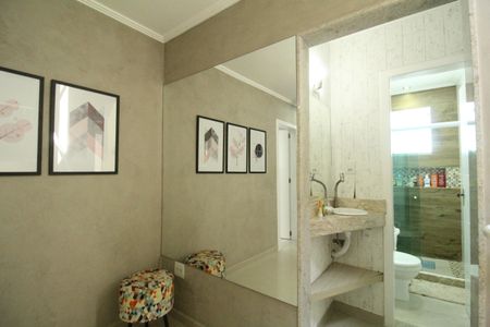 Casa de condomínio à venda com 318m², 5 quartos e 4 vagasHall do segundo andar