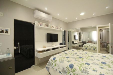 Casa de condomínio à venda com 318m², 5 quartos e 4 vagasSuíte 5