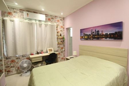 Casa de condomínio à venda com 318m², 5 quartos e 4 vagasSuíte 3