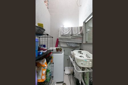 Apartamento à venda com 70m², 2 quartos e 1 vagaÁrea de Serviço