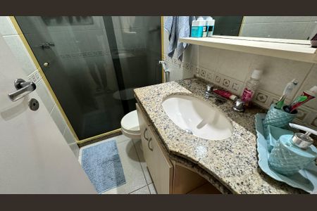 Apartamento à venda com 114m², 3 quartos e 2 vagas Apartamento à venda com 114m², 3 quartos e 2 vagasBanheiro Social