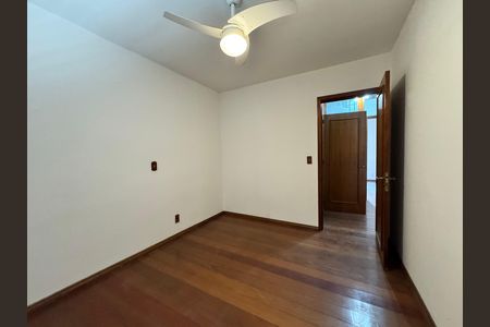 Casa para alugar com 320m², 4 quartos e 1 vagaQuarto 1