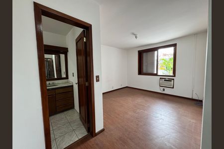 Casa para alugar com 320m², 4 quartos e 1 vagaSuíte