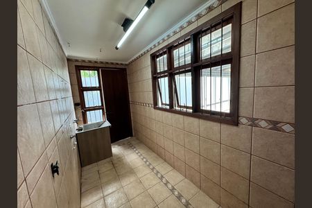 Casa para alugar com 320m², 4 quartos e 1 vagaÁrea de Serviço