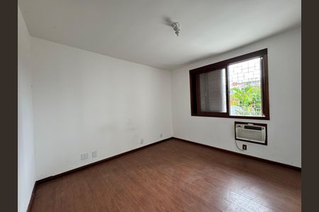 Casa para alugar com 320m², 4 quartos e 1 vagaSuíte