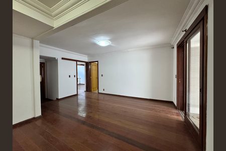 Casa para alugar com 320m², 4 quartos e 1 vagaSala 2