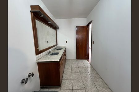 Casa para alugar com 320m², 4 quartos e 1 vagaBanheiro Suíte