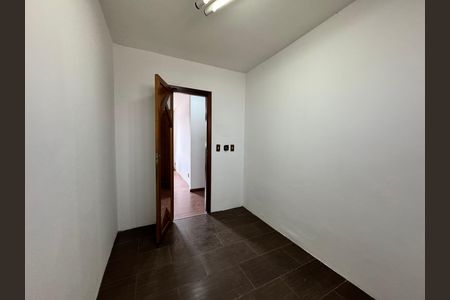 Casa para alugar com 320m², 4 quartos e 1 vagaCloset Suíte