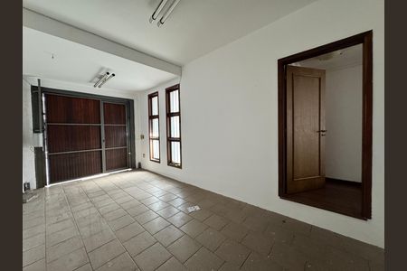 Casa para alugar com 320m², 4 quartos e 1 vagaGaragem