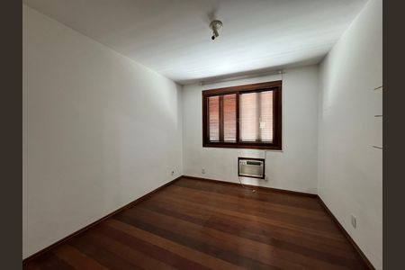 Casa para alugar com 320m², 4 quartos e 1 vagaQuarto 2