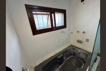 Casa para alugar com 320m², 4 quartos e 1 vagaBanheiro Suíte