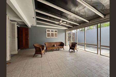Casa para alugar com 320m², 4 quartos e 1 vagaÁrea comum