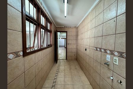 Casa para alugar com 320m², 4 quartos e 1 vagaÁrea de Serviço