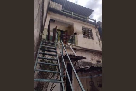 Casa de condomínio à venda com 150m², 3 quartos e 1 vaga