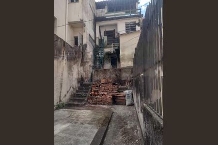 Casa de condomínio à venda com 150m², 3 quartos e 1 vaga