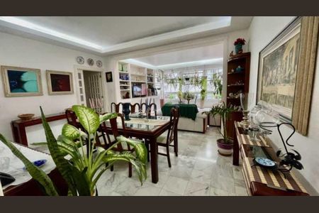 Apartamento à venda com 134m², 3 quartos e sem vaga