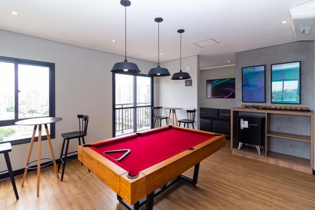 Apartamento à venda com 36m², 2 quartos e sem vagaÁrea comum 