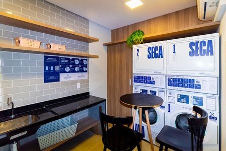 Apartamento à venda com 36m², 2 quartos e sem vagaÁrea comum 