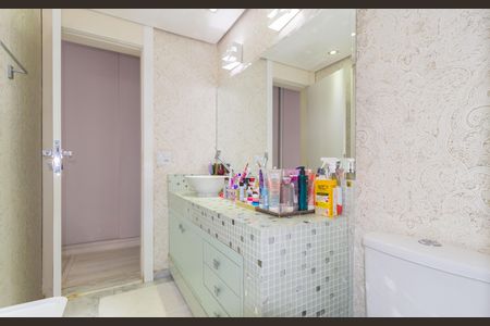 Apartamento à venda com 200m², 3 quartos e 3 vagasBanheiro da Suíte 3