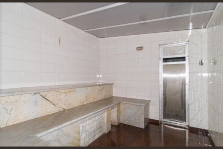 Apartamento à venda com 200m², 3 quartos e 3 vagasSauna