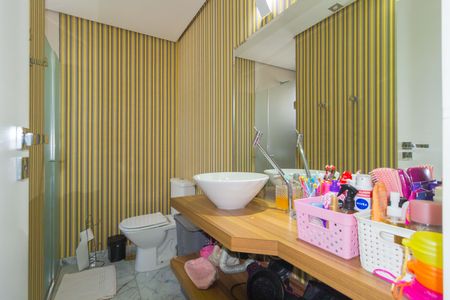 Apartamento à venda com 200m², 3 quartos e 3 vagasBanheiro da Suíte 1