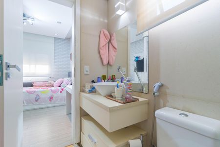 Apartamento à venda com 200m², 3 quartos e 3 vagasBanheiro da Suíte 2