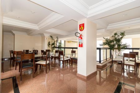 Apartamento à venda com 200m², 3 quartos e 3 vagasÁrea comum - Salão de Festas