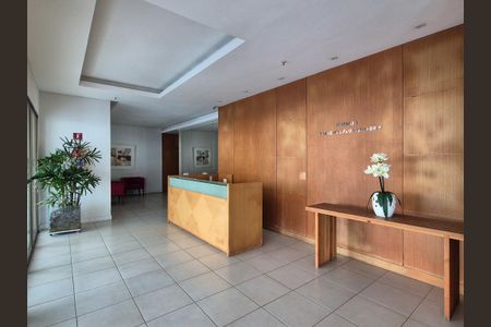 Apartamento à venda com 62m², 2 quartos e 2 vagasHall de entrada