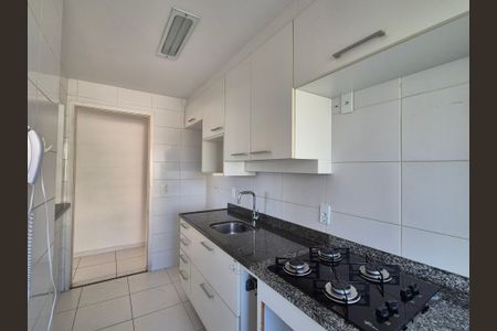 Apartamento à venda com 62m², 2 quartos e 2 vagasCozinha