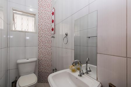 Casa à venda com 151m², 3 quartos e 2 vagas Casa à venda com 151m², 3 quartos e 2 vagasLavabo