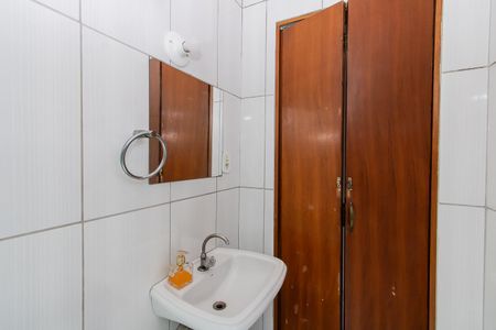 Casa à venda com 151m², 3 quartos e 2 vagas Casa à venda com 151m², 3 quartos e 2 vagasBanheiro da Suíte